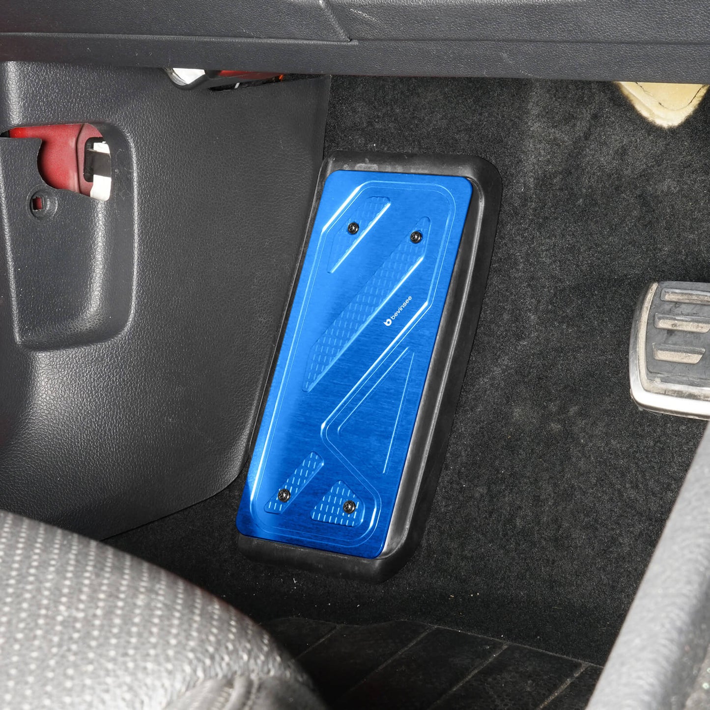 BEVINSEE Aluminum Foot Rest Pedal Cover For VW For Golf MK7 MK8 For Audi A3 8V Left Hand Drive