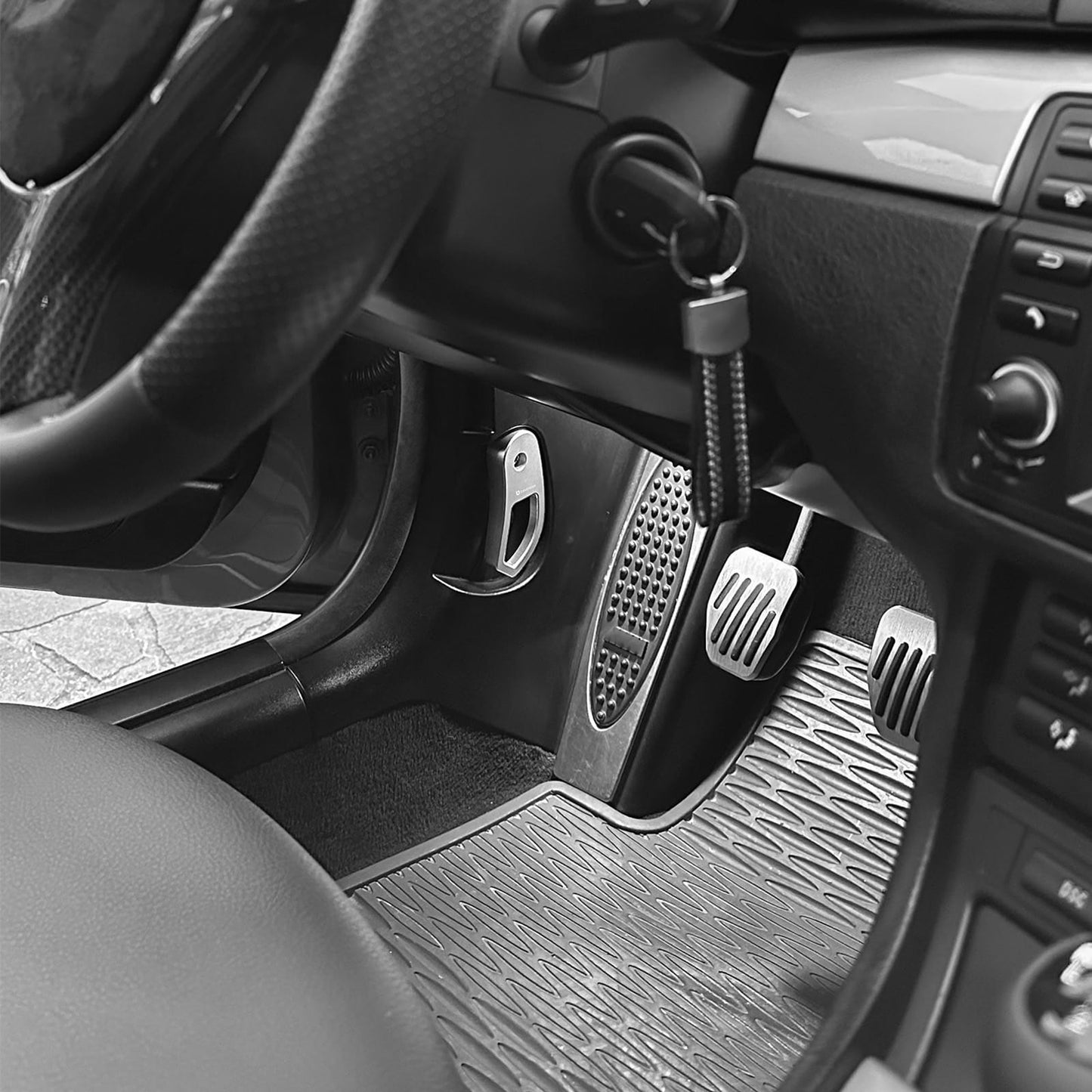 Engine Hood Release Lever Handle Bracket Trim For BMW E46 X3 E83