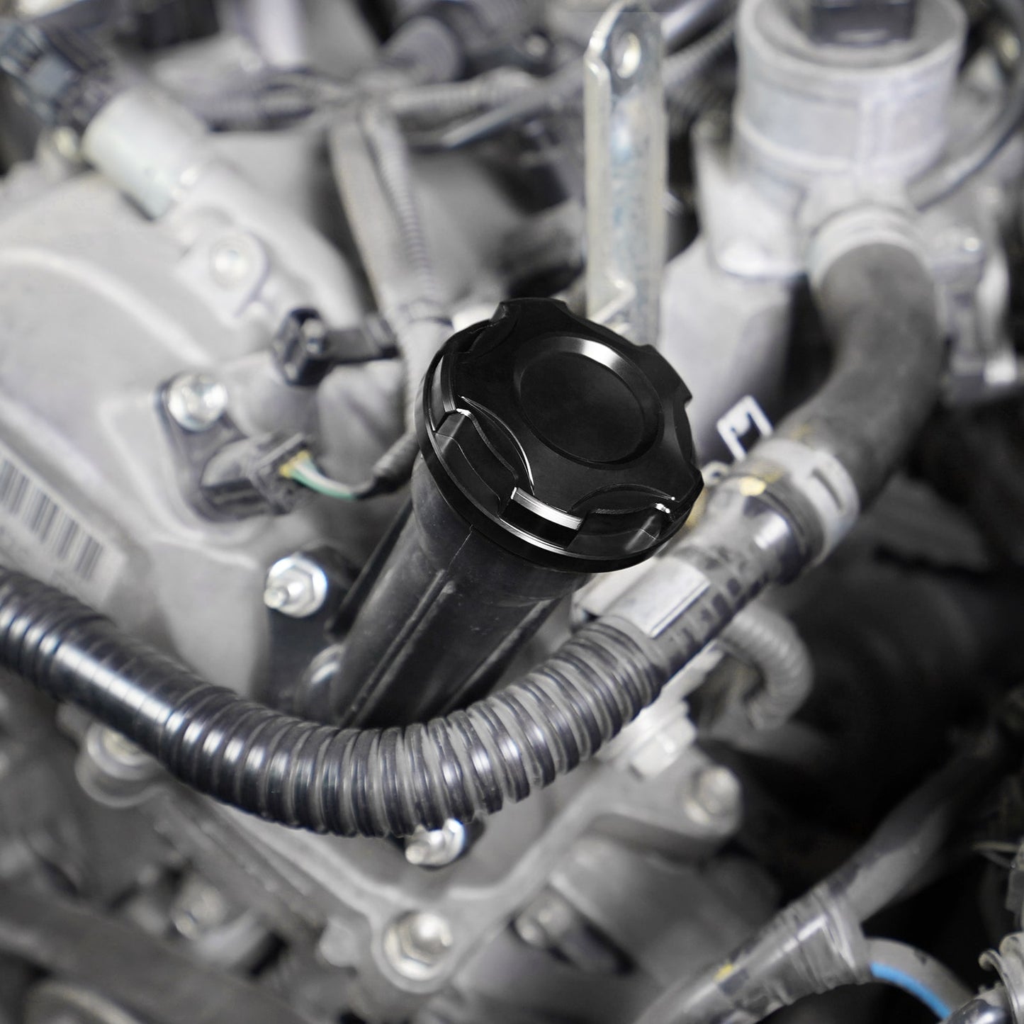 BEVINSEE Oil Filler Cap For Toyota 4Runner Tundra FJ Cruiser 2012-2014