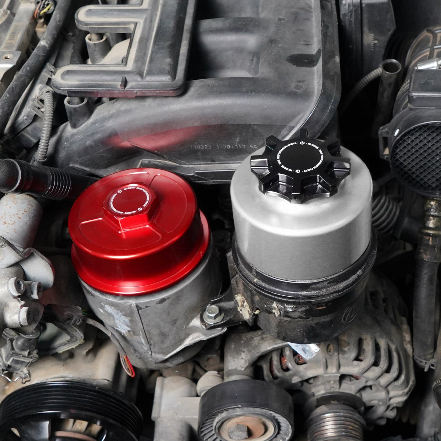 Aluminum Power Steering Reservoir Set For BMW E46 E60 E90 M3 E87 E88 E83 E84